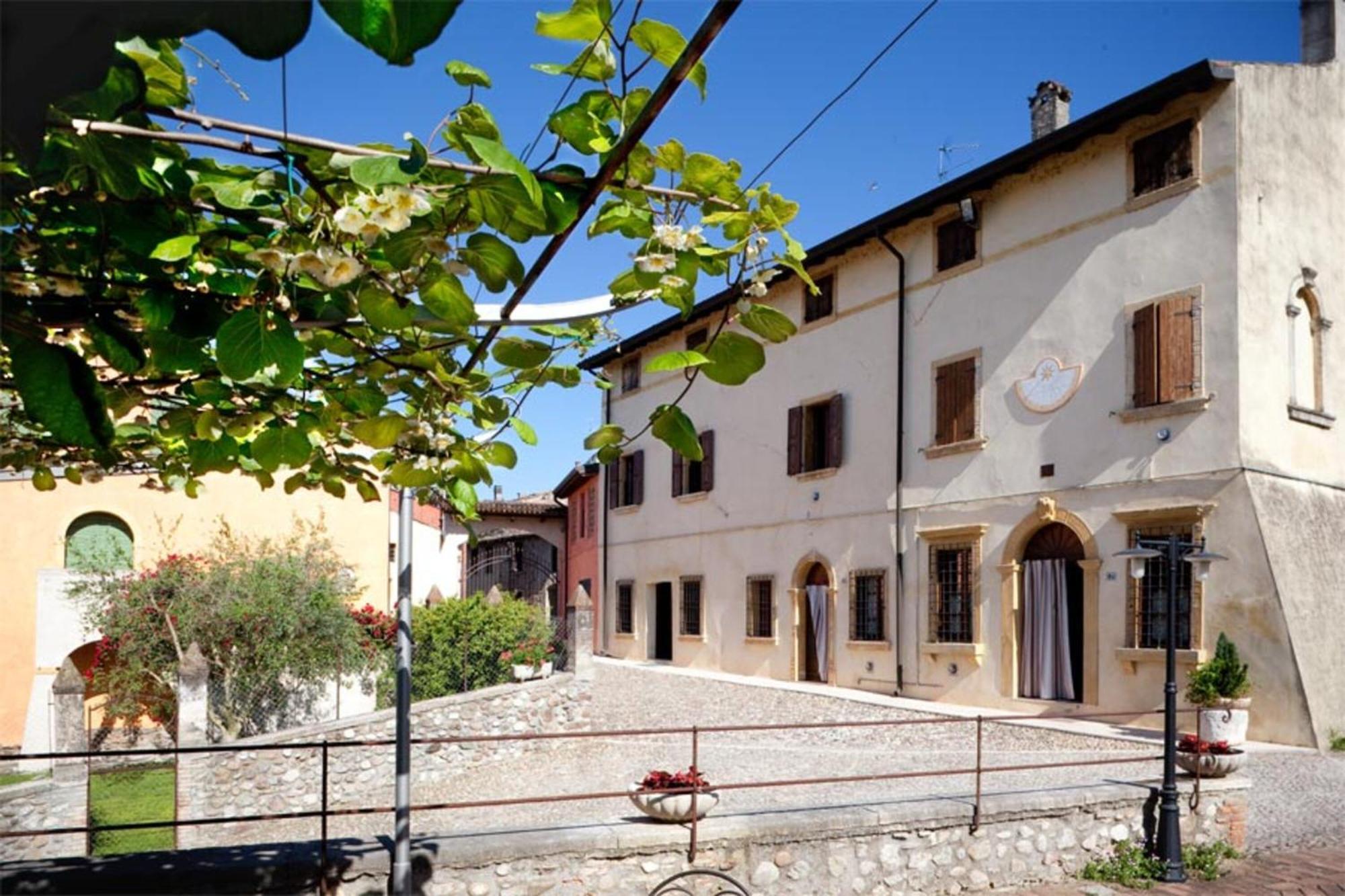 New Agriturismo Corte Olfino Monzambano Esterno foto